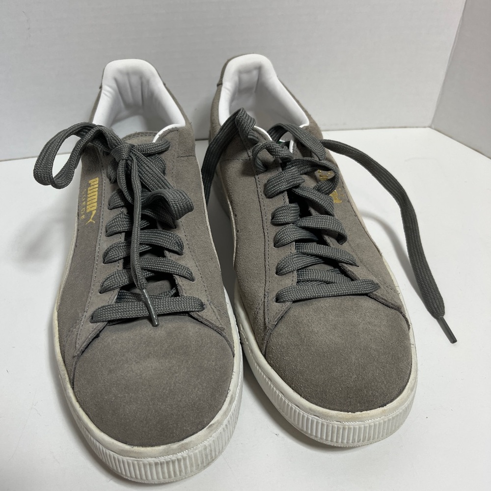 Puma Men's Gray suede classic Sneakers